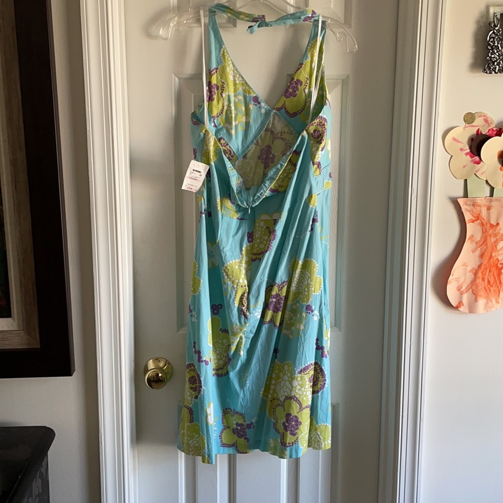 Backless Dress - Picture 2 of 5
